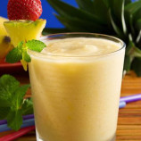 Pineapple-banana smoothie (smoothie)