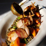 Quails under the grape-brandy sauce Quails under the grape-brandy sauce