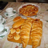 Pie fish and roses Pie fish and roses