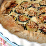 Easy cake with zucchini and cheese Easy cake with zucchini and cheese