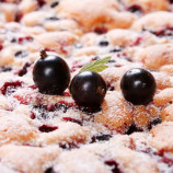 Charlotte with currants Charlotte with currants