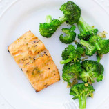 Salmon with Broccoli