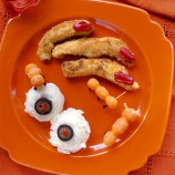 Chicken nuggets «Witch fingers»