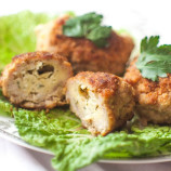 Cutlets from minced chicken with cheese and herbs