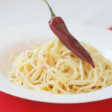 Spaghetti with shrimp — garlic sauce