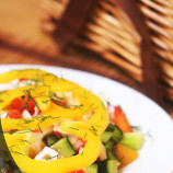 Salad of peaches and crabmeat Salad of peaches and crabmeat