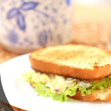 Sandwiches with egg salad Sandwiches with egg salad