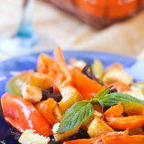 Salad of roasted peppers with croutons Salad of roasted peppers with croutons