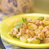 Salad with pork and grapes