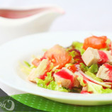 Salad with chicken and cranberry sauce