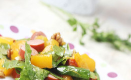 Light salad with walnuts and peaches