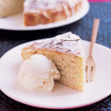 Cake with lime and coconut Cake with lime and coconut