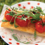 Pie with tomatoes and herbs Pie with tomatoes and herbs